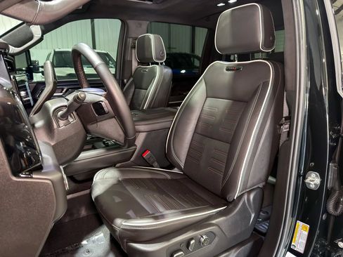 Used 2026 GMC Sierra 2500 AT4X AWD/4WD image 16