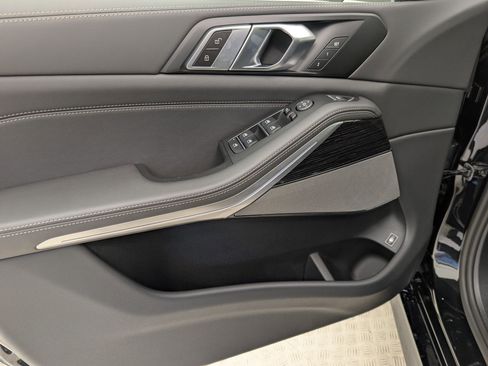 New 2026 BMW X5 xDrive50e w/ M Sport Package image 14