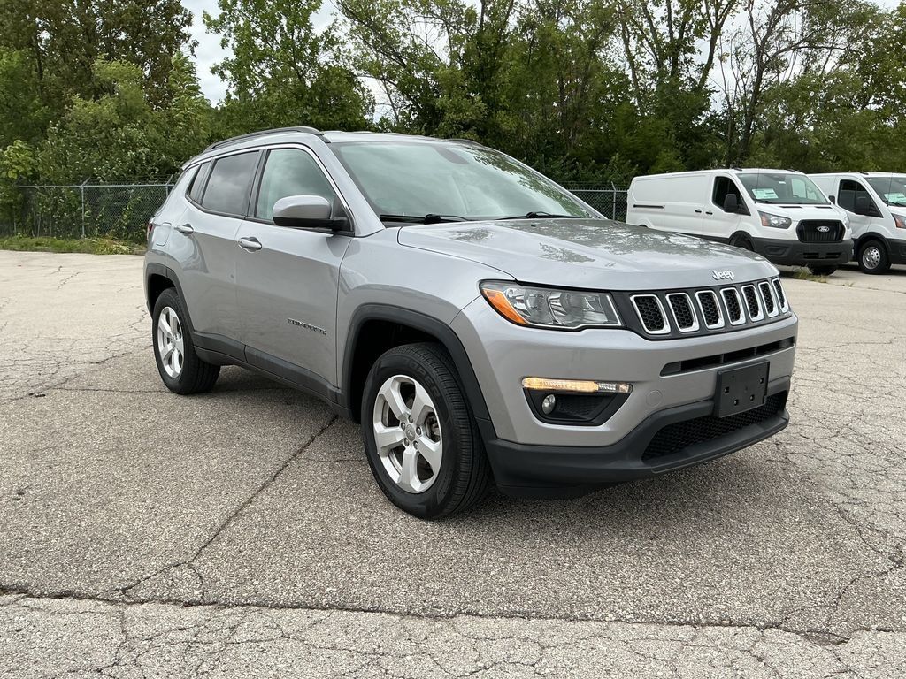 Used 2019 Jeep Compass Latitude AWD/4WD image 7
