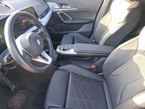 Used 2025 BMW X2 xDrive28i w/ Premium Package image 5