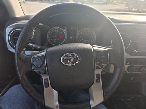 Used 2022 Toyota Tacoma SR5 w/ Technology Package image 13