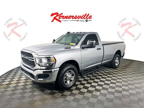 Used 2024 RAM 2500 Tradesman w/ Chrome Appearance Group image 3