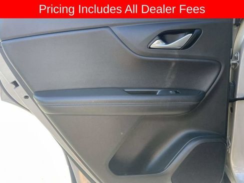 Used 2021 Chevrolet Blazer LT FWD image 17