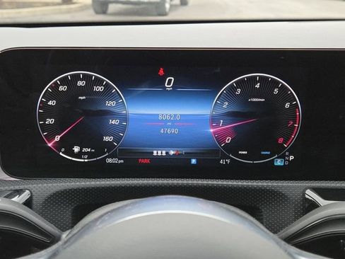 Used 2025 Mercedes-Benz CLA 250 4MATIC image 33