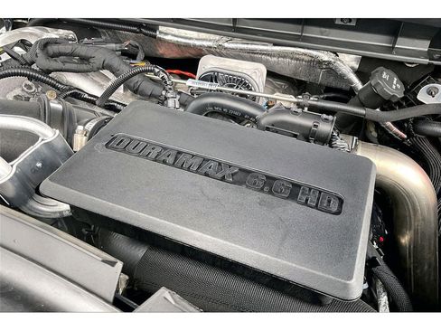 Used 2024 Chevrolet Silverado 3500 High Country w/ Technology Package image 34