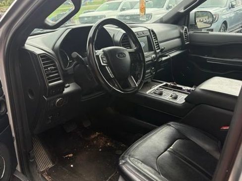Used 2020 Ford Expedition Limited AWD/4WD image 4