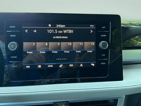 New 2026 Volkswagen Taos SE FWD image 13