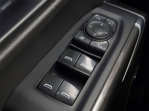 Used 2020 GMC Sierra 1500 AT4 w/ Technology Package image 15