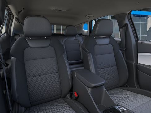 New 2026 Chevrolet Trax LT w/ Driver Confidence Package FWD image 40