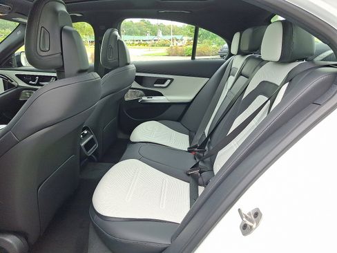 New 2026 Mercedes-Benz E 53 AMG e 4MATIC Sedan image 6