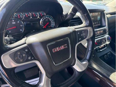 Used 2019 GMC Yukon XL SLT AWD/4WD image 27