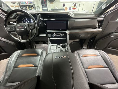 Used 2024 GMC Sierra 2500 AT4 w/ AT4 Premium Plus Package image 22