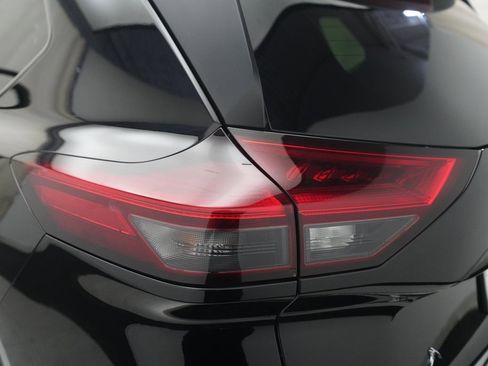 Certified 2023 Nissan Rogue SV image 31