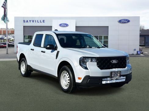 Used 2025 Ford Maverick XL w/ Equipment Group 102A image 6