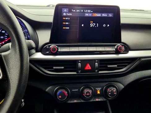 Used 2024 Kia Forte LX image 17