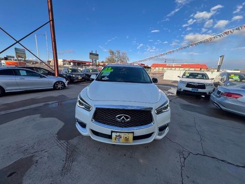 Used 2020 INFINITI QX60 Luxe w/ Essential Package AWD/4WD image 2