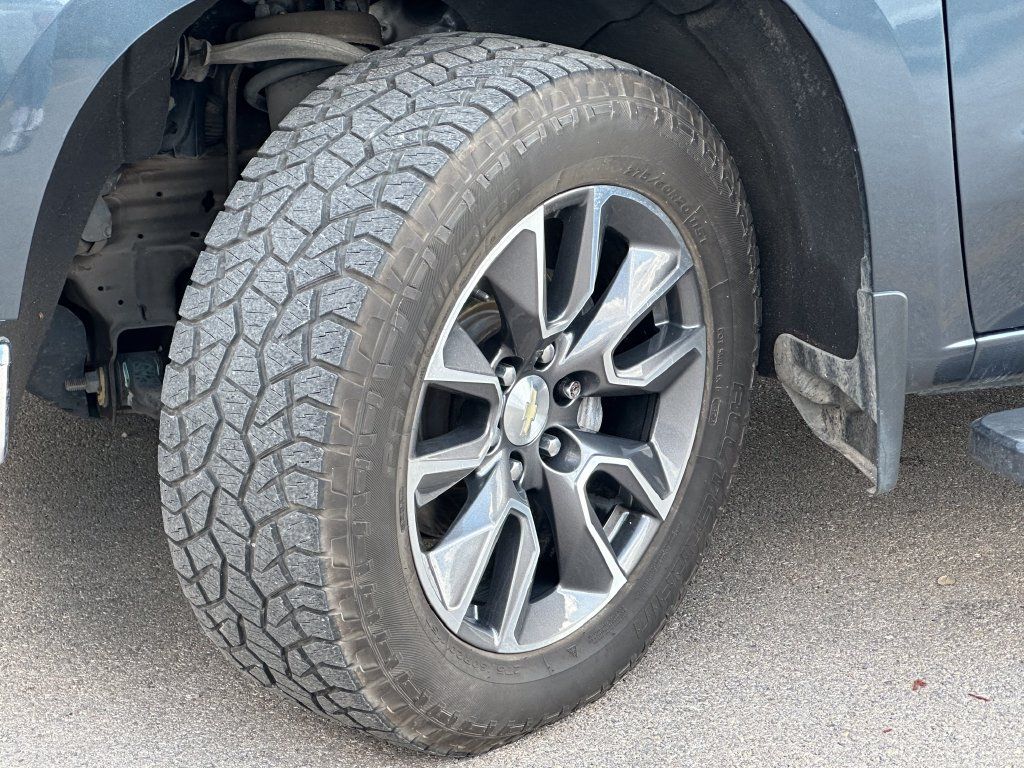 Used 2019 Chevrolet Silverado 1500 LT w/ Texas Edition RWD image 10