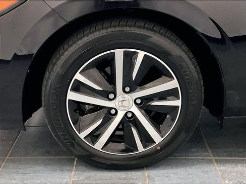 Used 2023 Honda Civic LX image 7