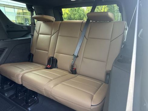 Certified 2025 Cadillac Escalade Premium Luxury w/ Touring Package AWD/4WD image 12
