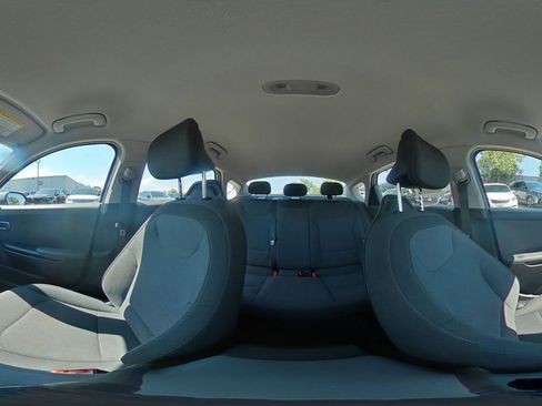 Used 2025 Kia K4 FWD image 37