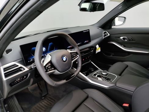 New 2026 BMW 330i 330i w/ Convenience Package image 2