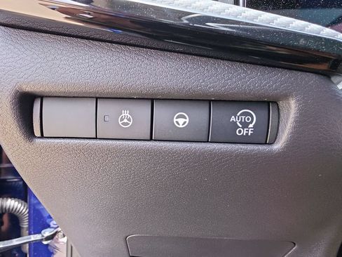 New 2026 Nissan Kicks SR w/ SR Premium Package FWD image 38