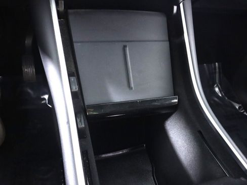 Used 2020 Tesla Model Y Long Range AWD/4WD image 26