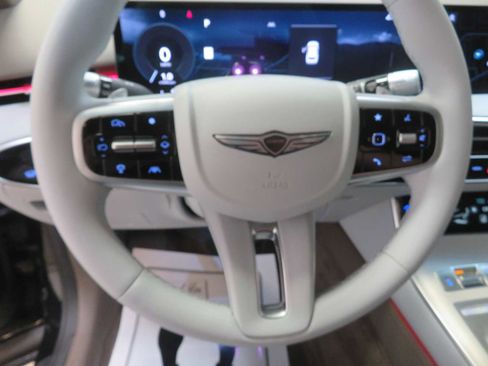 New 2026 Genesis GV70 2.5T Advanced image 14