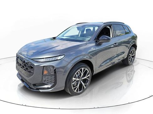 New 2026 Audi Q3 quattro 2.0T AWD/4WD image 2