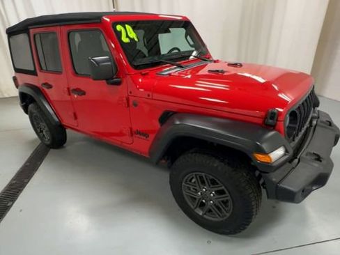 Used 2024 Jeep Wrangler Sport S image 2