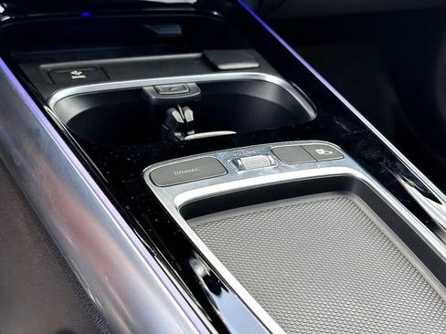 Certified 2025 Mercedes-Benz GLA 250 image 24