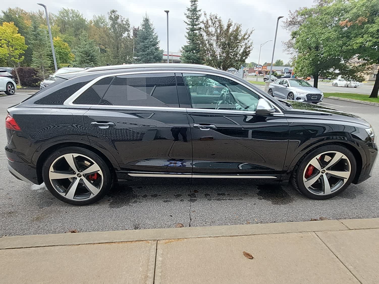 Used 2024 Audi SQ8 Premium Plus AWD/4WD image 9