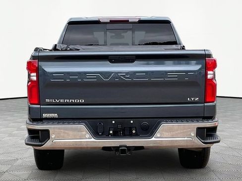 Used 2022 Chevrolet Silverado 1500 LTZ w/ LTZ Premium Package AWD/4WD image 6