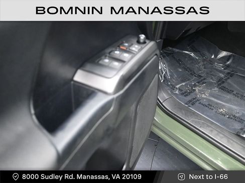 Used 2021 Toyota Tacoma TRD Off-Road image 15