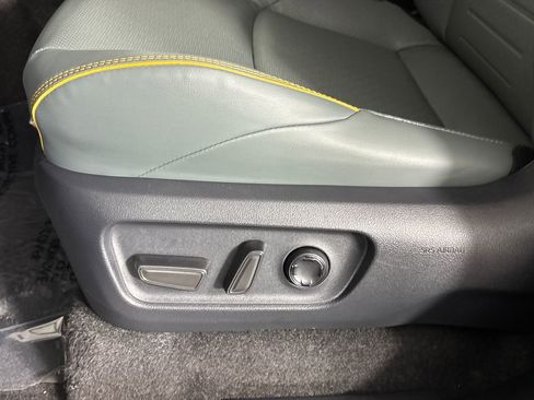 Used 2025 Toyota 4Runner Trailhunter AWD/4WD image 10