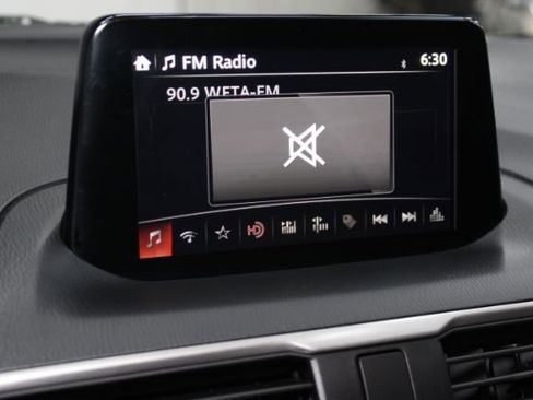 Used 2017 MAZDA MAZDA3 Sport w/ Preferred Equipment Package image 15