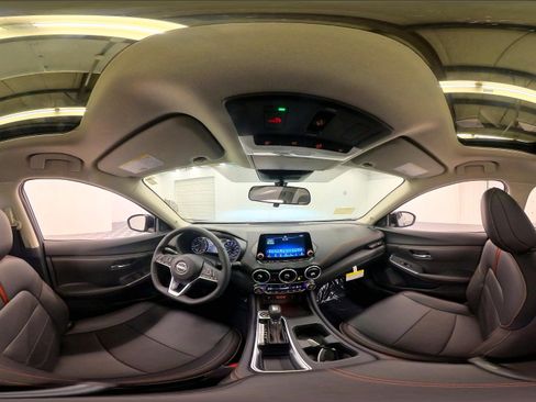 New 2025 Nissan Sentra SR w/ SR Premium Package FWD image 37