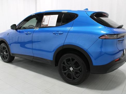 Used 2023 Dodge Hornet GT w/ GT Blacktop Package AWD/4WD image 8