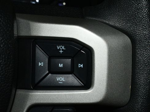 Used 2020 Ford F250 Lariat AWD/4WD image 28