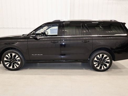 New 2025 Ford Expedition Max Platinum w/ Platinum Ultimate Package image 5