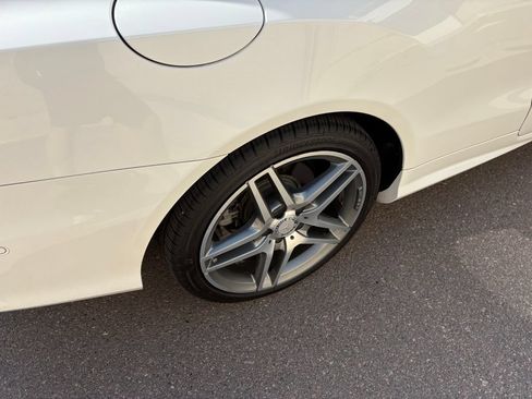 Used 2015 Mercedes-Benz E 550 Cabriolet image 13