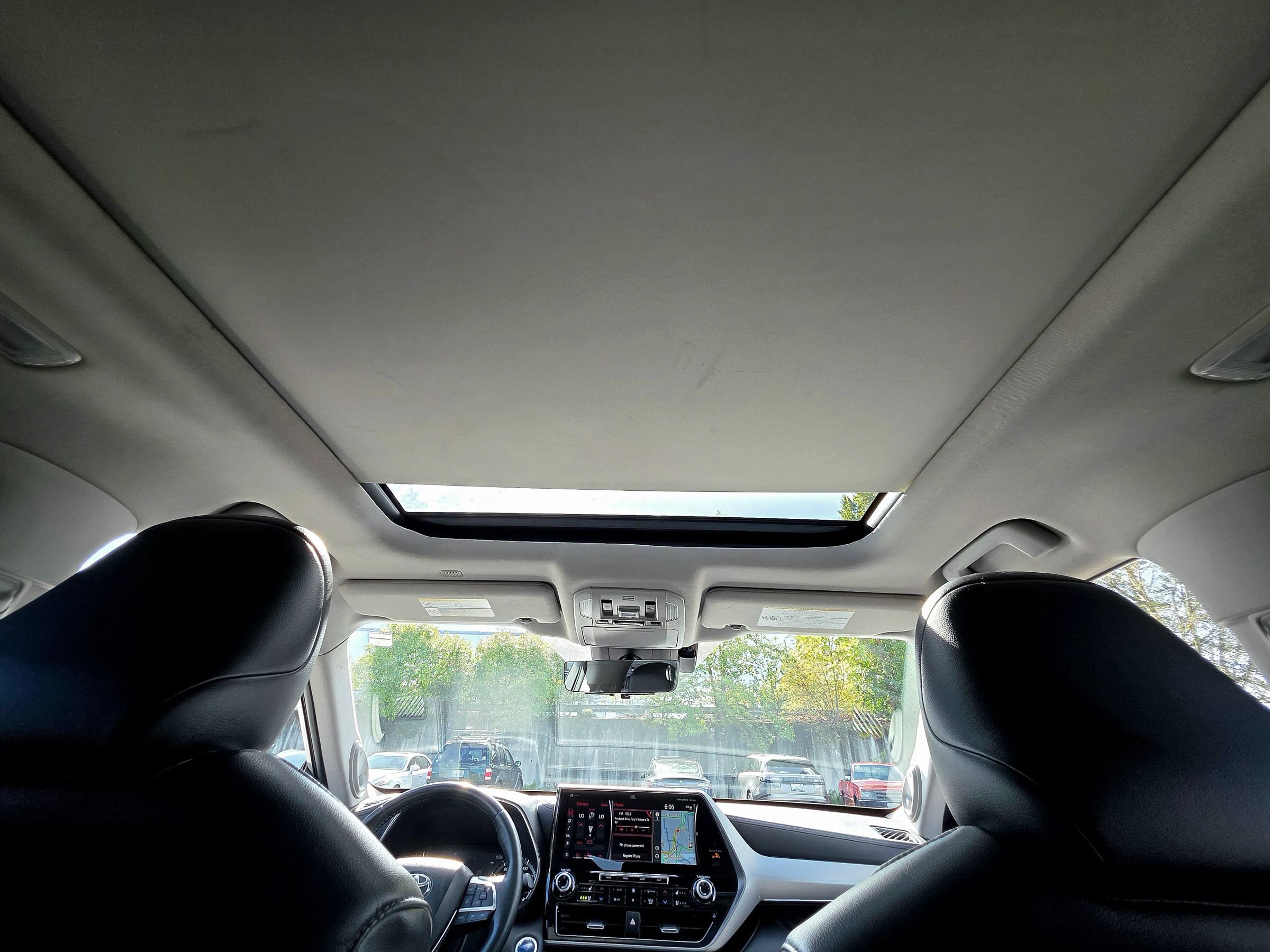 Used 2021 Toyota Highlander Platinum AWD/4WD image 41