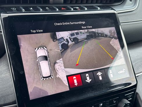 Used 2023 Jeep Grand Cherokee Limited w/ Luxury Tech Group II image 27