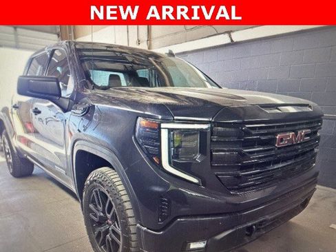 Used 2022 GMC Sierra 1500 Elevation image 10