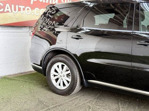 Used 2019 Dodge Durango SXT w/ 3rd Row Seating Group image 6
