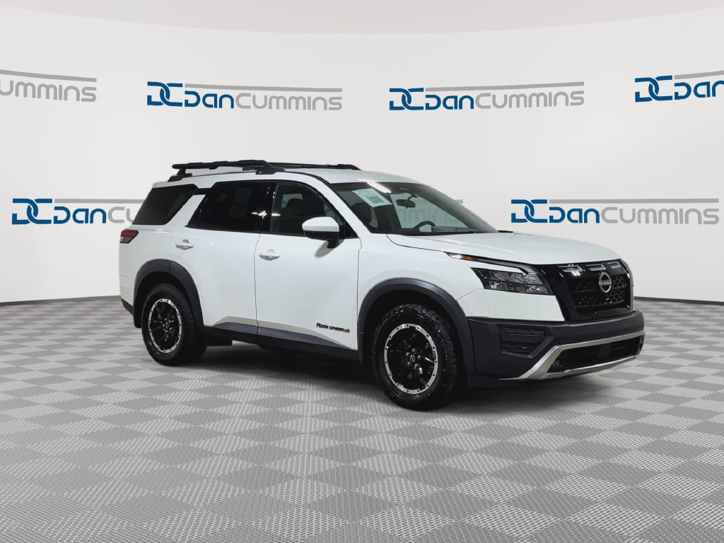 Used 2025 Nissan Pathfinder Rock Creek AWD/4WD image 2