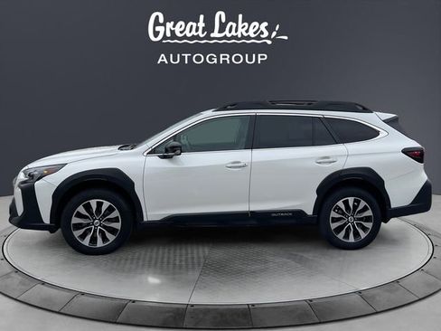 Used 2023 Subaru Outback Limited image 2