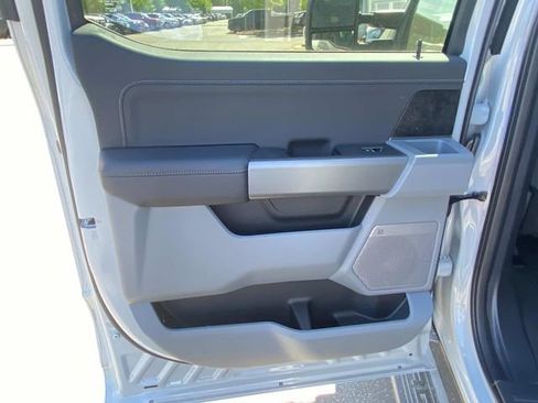 New 2026 Ford F350 XLT w/ XLT Premium Package AWD/4WD image 8