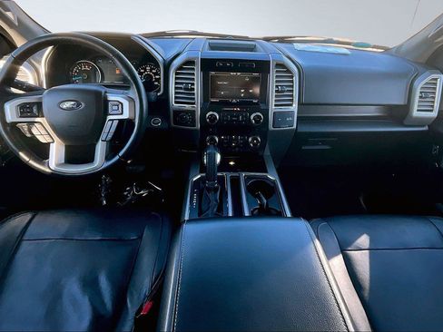 Used 2015 Ford F150 Lariat w/ Equipment Group 502A Luxury image 8