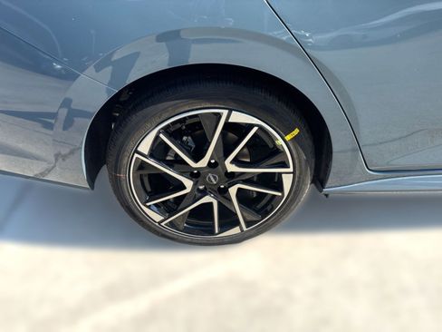 New 2025 Nissan Sentra SR w/ SR Premium Package image 11